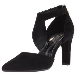 Black Velvet Aerosole Dress Pump